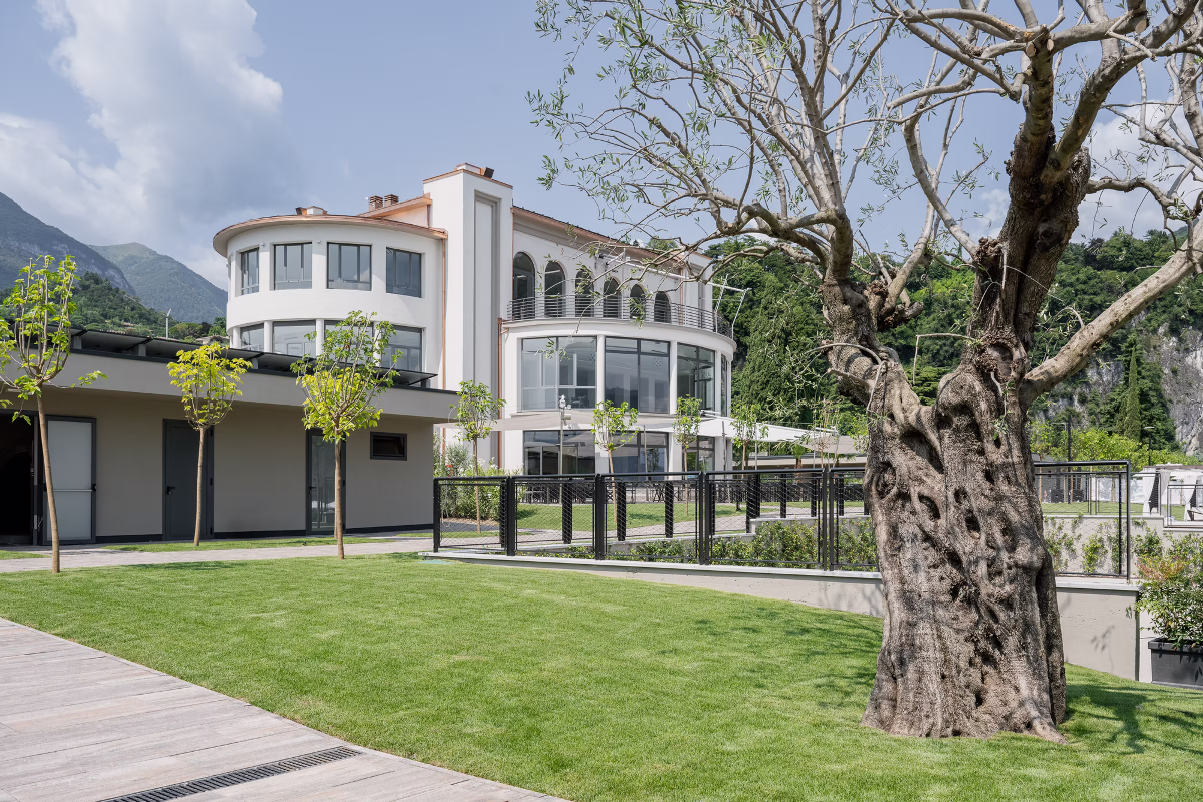 Tourism Complex in Menaggio — view 10