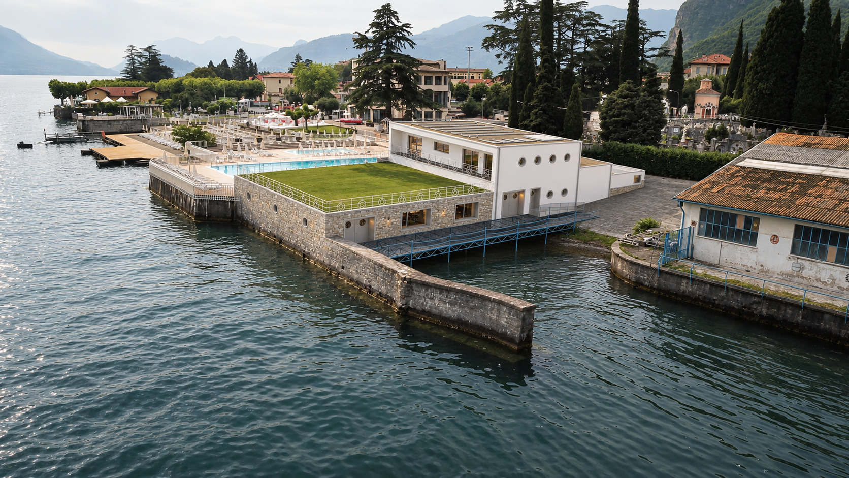 Redevelopment in Menaggio — view 16