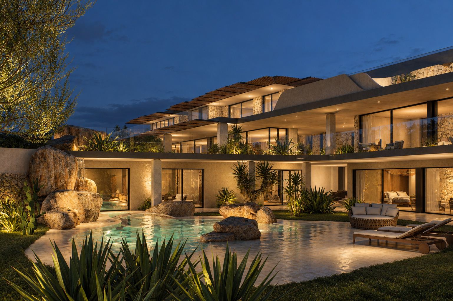 Villa Eden Rock — Le terrazze illuminate affacciate sul giardino